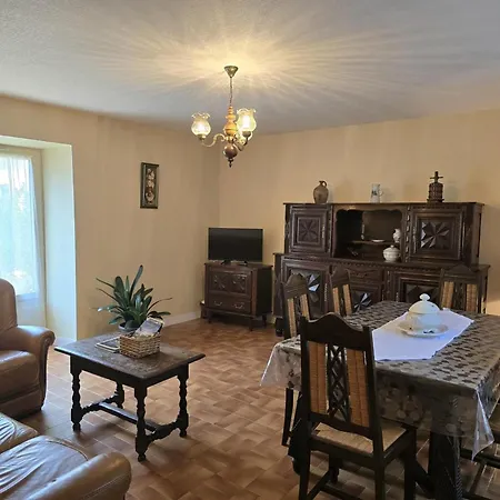 Maison Spacieuse Proche Lascaux, Wifi, Terrasse - Fr-1-616-148 *